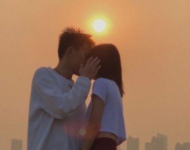 ​既然无缘何须誓言 伤感到哭的句子(精选24句)