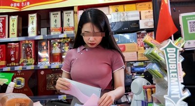 ​年轻小伙强奸42岁少妇，小伙累到晕倒，网友：谁是受害者？