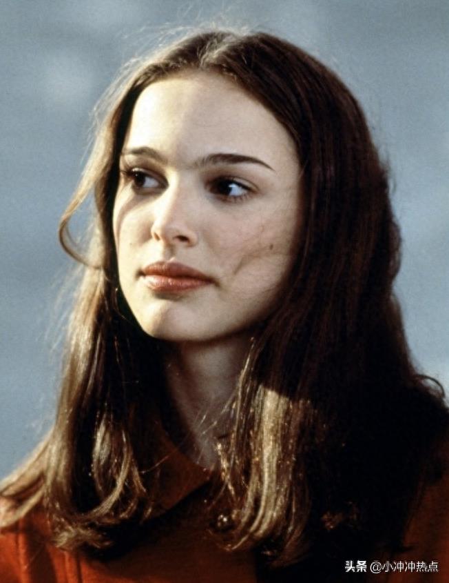 盘点好莱坞性感女明星第六名-娜塔莉·波特曼（Natalie Portman）
