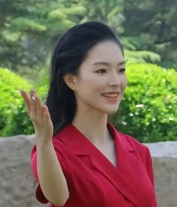 ​东方卫视10位美女主持人，陈辰，冯琳，司雯嘉，你喜欢哪位主播