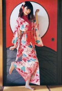 ​组图：日本女演员日南响子