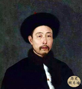 ​乾隆皇帝与嫔妃们的真实画像：图2是富察皇后，图4是魏璎珞原型
