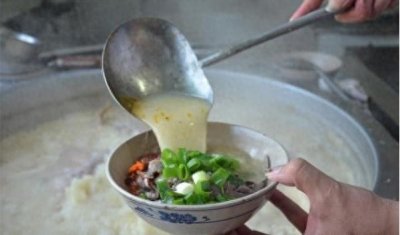​来学学30年的熬制羊肉汤，又白又浓又好喝，经验总结