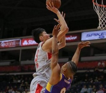 ​周琦回归在即，NBA生涯最佳一战狂砍23分8板3助，哈登送助攻