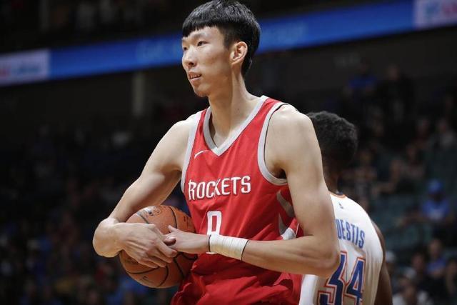 周琦回归在即，NBA生涯最佳一战狂砍23分8板3助，哈登送助攻