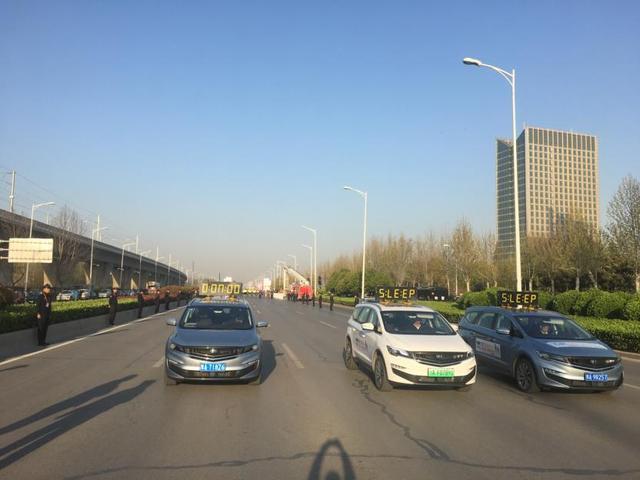 花样跑友团齐上阵！2025郑开马拉松带你跑进最暖春天