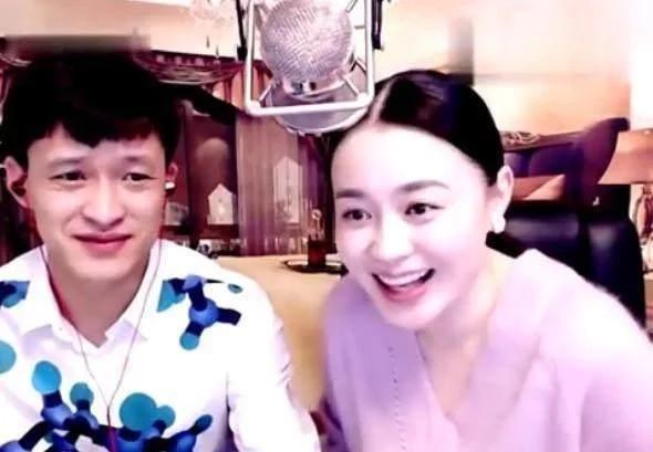 原来赵本山最丰满的女徒弟欺骗了我们这么多年？！有图有真相