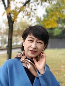 ​40岁以后的中年女人，不管与谁聊天，尽量少谈这3个隐私，真蠢