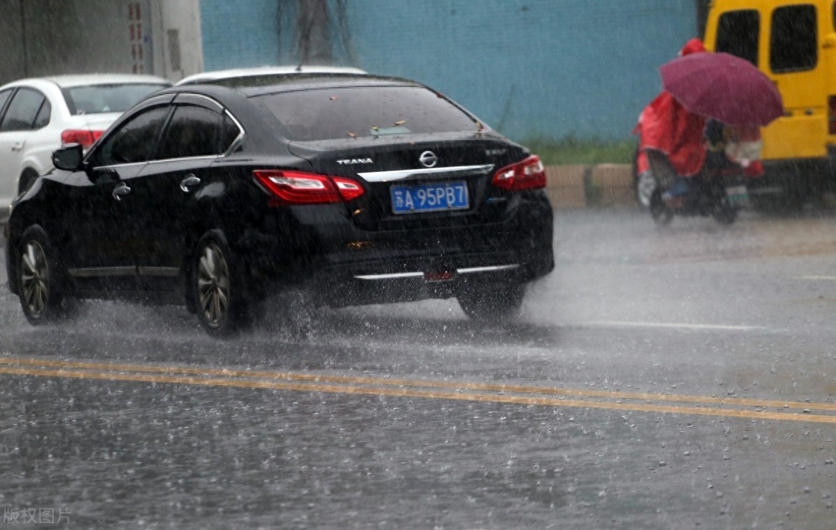 雨中图片大全