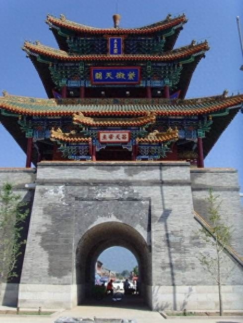 中轴线上的永宁古城