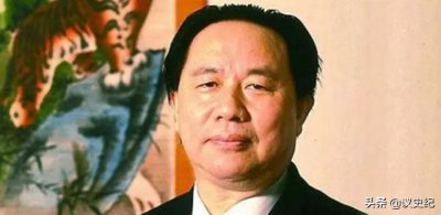 ​1999年“首富”牟其中入