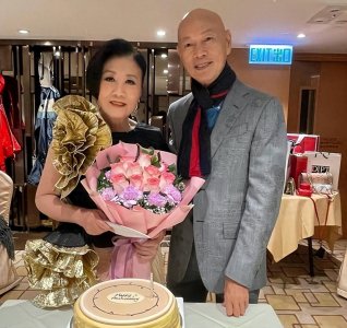 ​追爱21年娶到汪明荃，罗