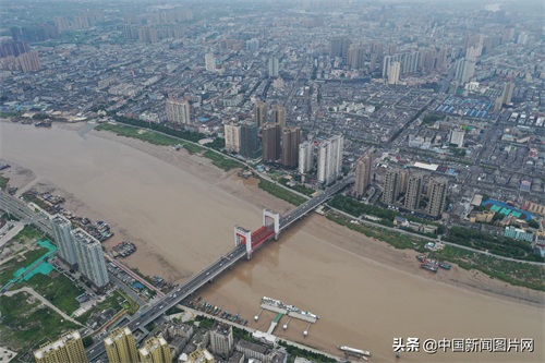 “农民第一城”浙江龙港撤镇设市
