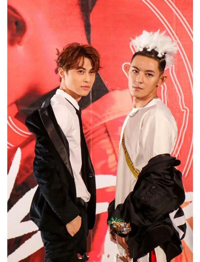 童年回忆棒棒堂合体了，如今的他们都过成这样