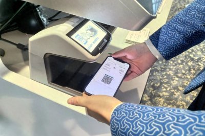 ​最快只要25分钟！试试电子登机牌，从杭州机场出境更方便了