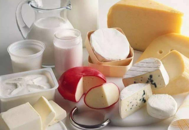 肺癌不是悄无声息,手上出现2种标记,最好查一下肺CT