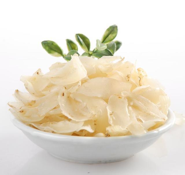 肺癌不是悄无声息,手上出现2种标记,最好查一下肺CT