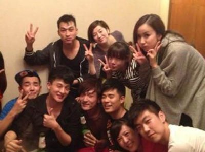 ​《爱情公寓5》开拍王传