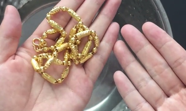 项链怎么清洗变亮,金项链怎样清洗光亮如新图16