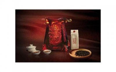 ​防晒霜和粉底液的使用