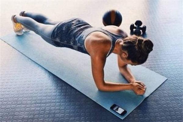 平板支撑可以减肥吗 平板支撑做多长时间合适 平板支撑可以减肥吗 平板支撑做多长时间合适