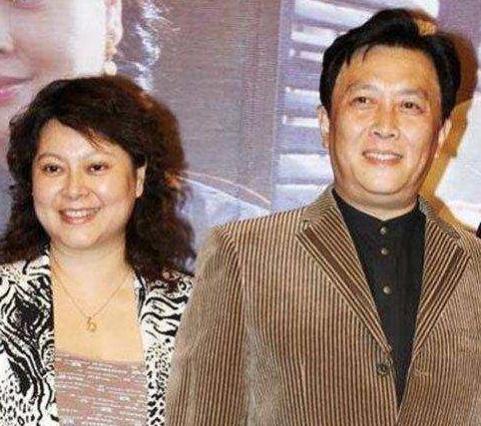 唐国强的前妻孙涛是个什么相貌?原配孙涛除夕夜自杀后(12)