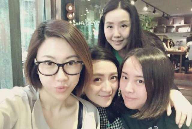 网曝宋丹丹当奶奶,儿媳妇大量私照曝光,完全看不出比巴图大7岁