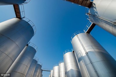 ​玉门关“鬼城”：曾是盛极一时的石油之城，如今房价28元一平