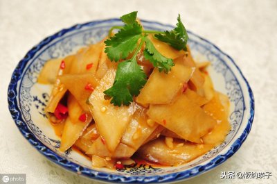 ​萝卜皮一定要这样腌，口感才会又脆又好吃