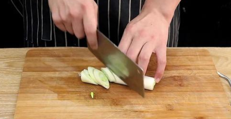 醋溜白菜怎么炒,醋溜白菜的做法图4