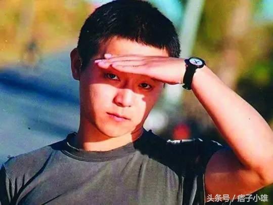 黑豹乐队历任主唱窦唯(为何摇滚乐队黑豹组合刚火起来)(2)