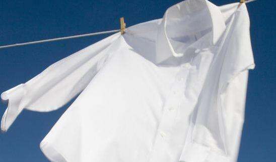 怎么洗杨梅汁染色的衣服,衣服弄到杨梅汁怎么洗图5