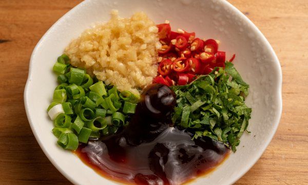 蚝油怎么选购,怎样才能买到味道正宗的蚝油呢图2