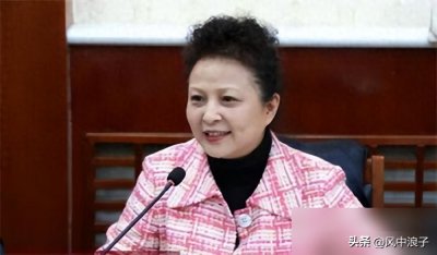 ​“最美宋庆龄”李羚，