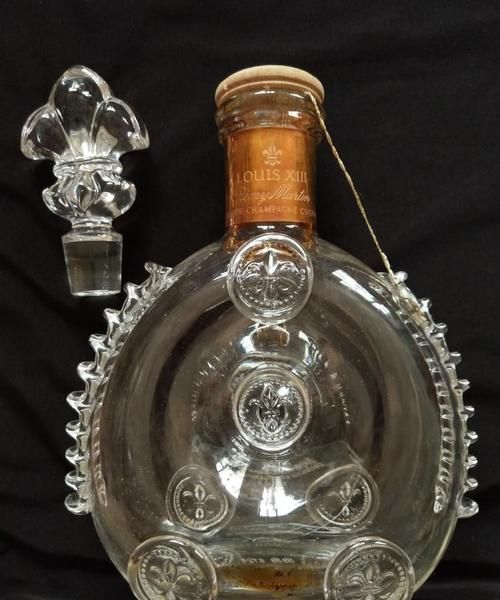 上海回收路易十三洋酒瓶