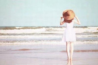 ​适合发圈的幽默简短句子文案