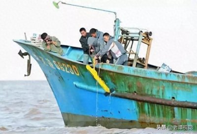 ​致敬，中国海上渔船