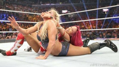 ​WWE女摔独特的风采，巾帼不让须眉！想把这些女神娶回家么？！