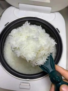 ​我发现了一个煮米饭特别好吃的方法，真的，软糯又香甜，绝了