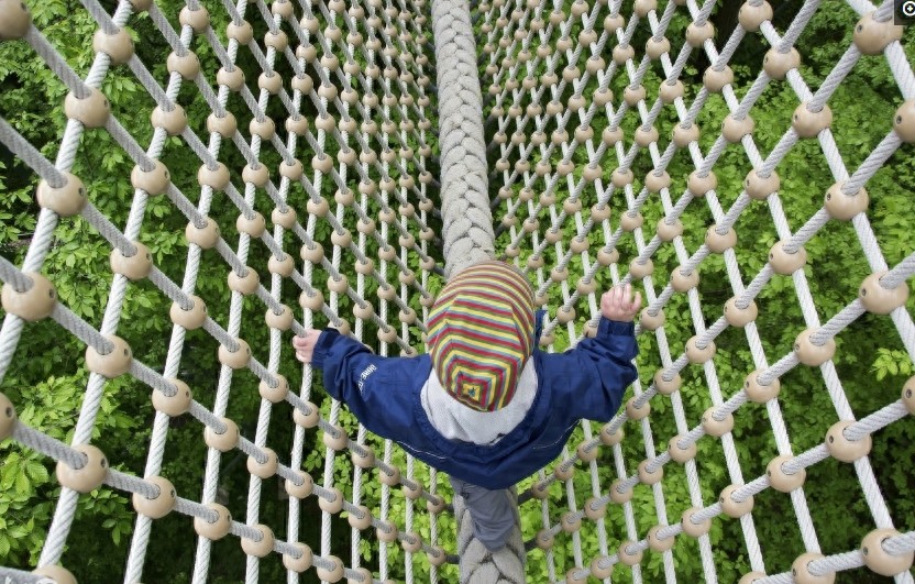 恐高的人看不完这7张高空俯瞰图！光有胆量还不够，敢往下望吗？