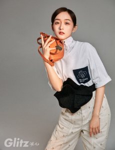 ​何泓姗是典型的“小琵琶精”，为何角色红，人却不红？