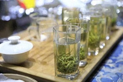 ​揭秘绿茶冲泡的黄金法则：水温差1℃，口感天壤之别！