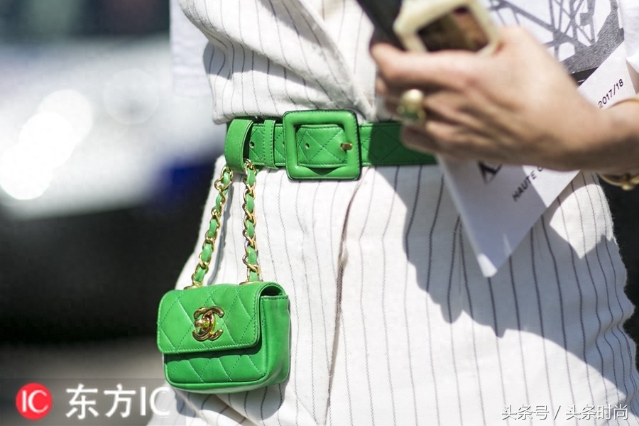 腰包的几种背法 光系在腰间真的很无聊呀！