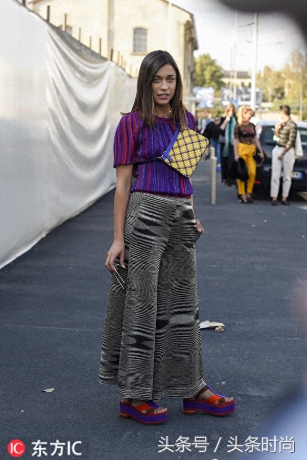 腰包的几种背法 光系在腰间真的很无聊呀！