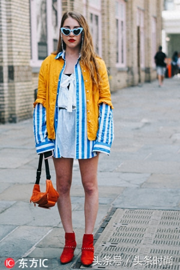 腰包的几种背法 光系在腰间真的很无聊呀！