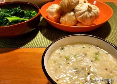 ​挑战与困境：“小饭桌”与成人小饭桌的生意之路