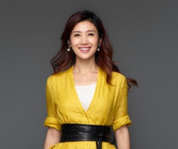 ​春妮：23岁与蒋虎结婚，38岁与郭德纲传绯闻，40岁嫁给央视＂名嘴＂