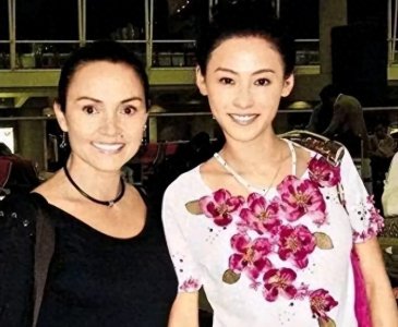 ​震惊！16岁当妈55岁拍片，张柏芝母亲的4段婚姻揭秘