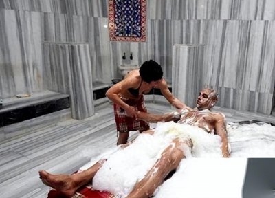 ​土耳其浴室有多舒服？男女共同沐浴，洗澡时竟然能敲定婚姻大事？