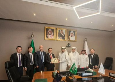 ​唐修国拜会沙特阿拉伯